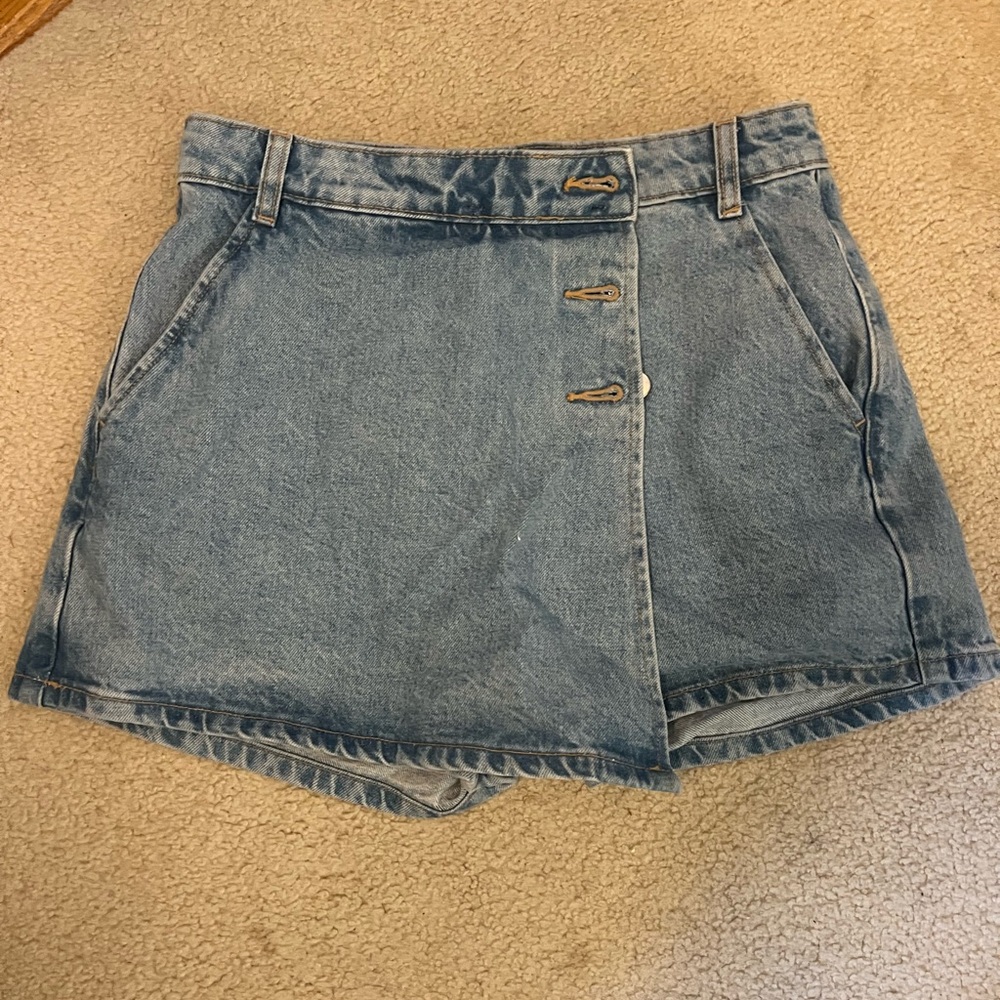 Zara Jean Skirt with shorts